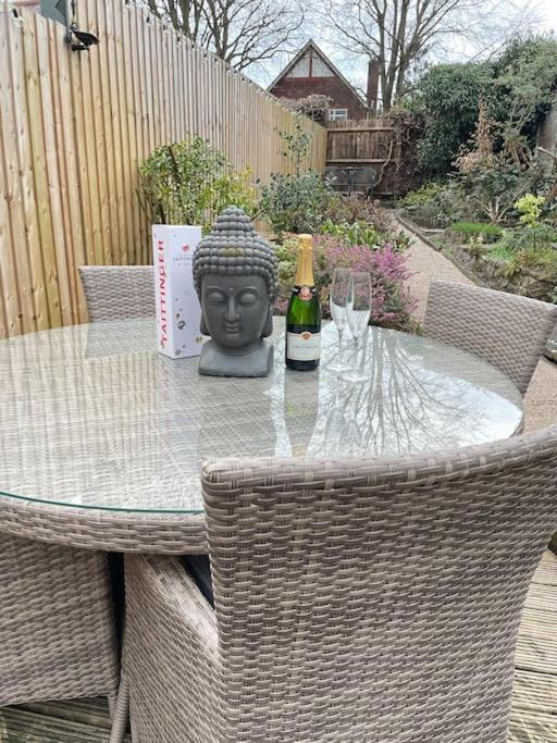 Entire Georgian Luxury Home - 3 Storey- High St Henley-In-Arden -Two Bedrooms-Sleeps 4 Экстерьер фото