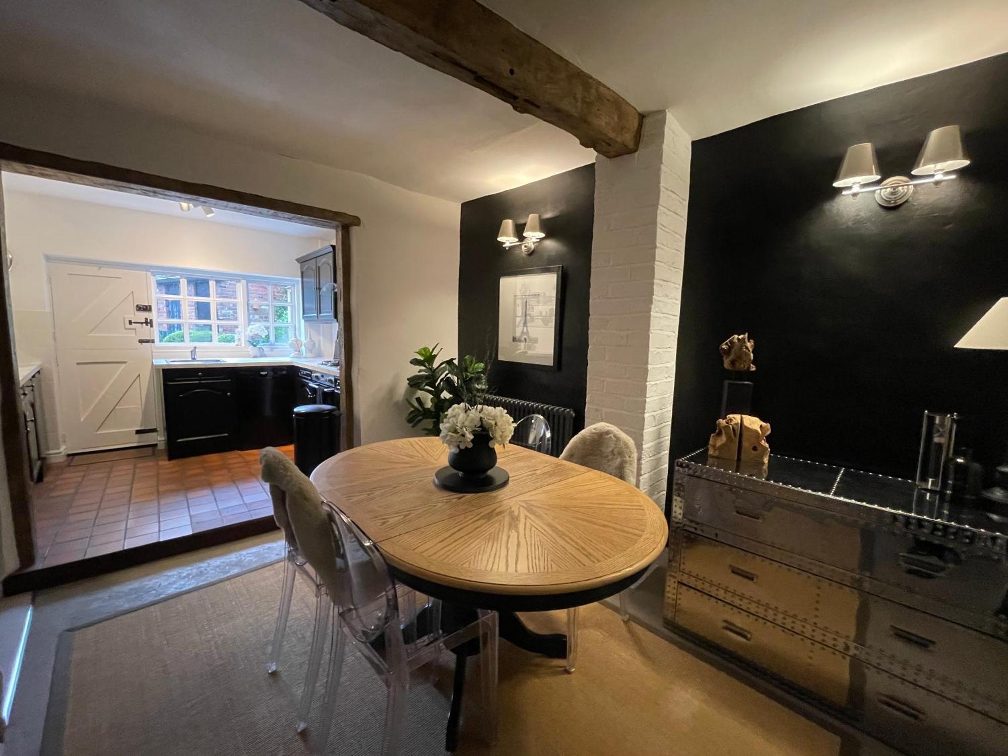 Entire Georgian Luxury Home - 3 Storey- High St Henley-In-Arden -Two Bedrooms-Sleeps 4 Экстерьер фото
